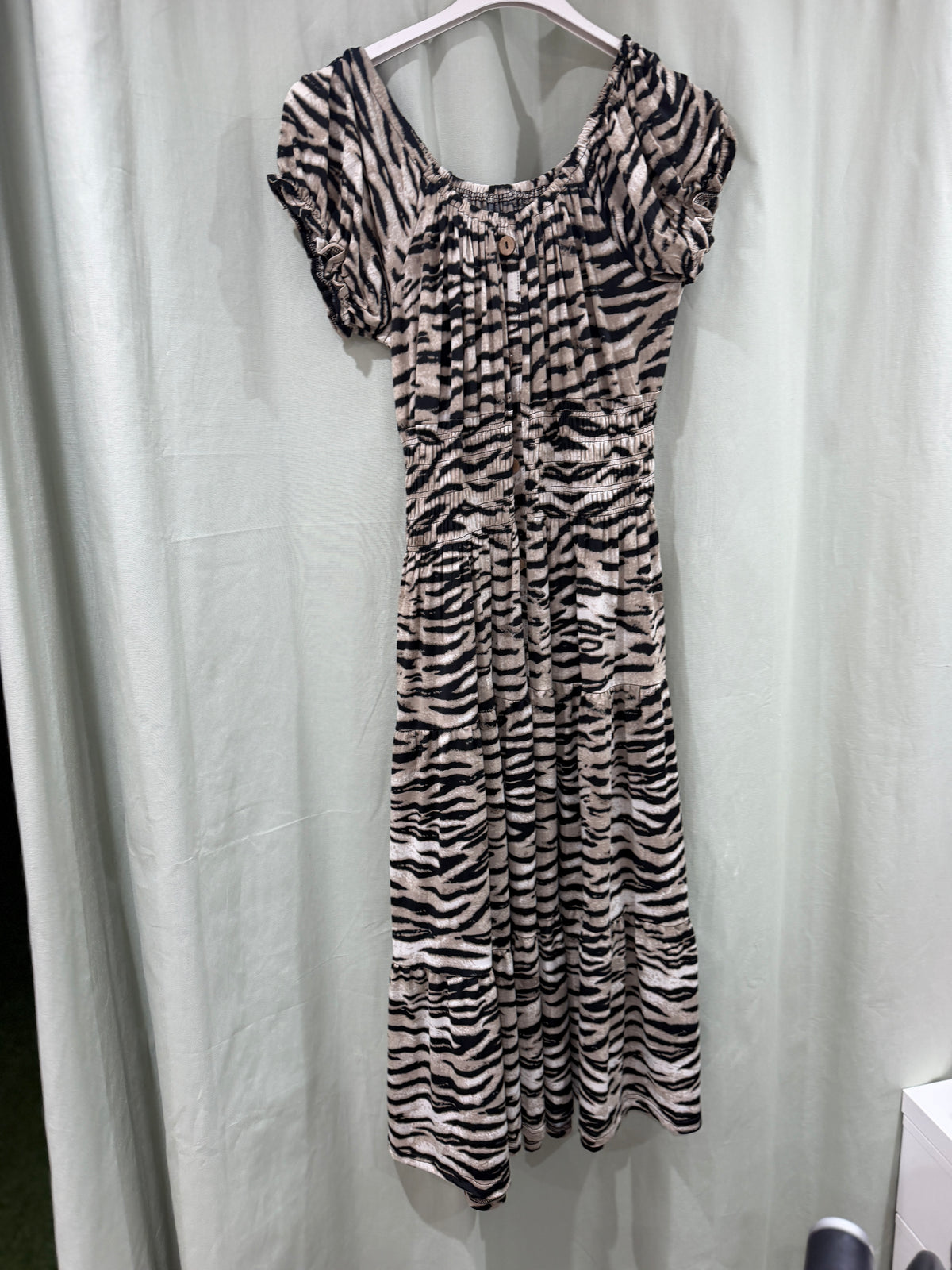 MINX – Zebra Print Midi Dress - One Size up to Size 18